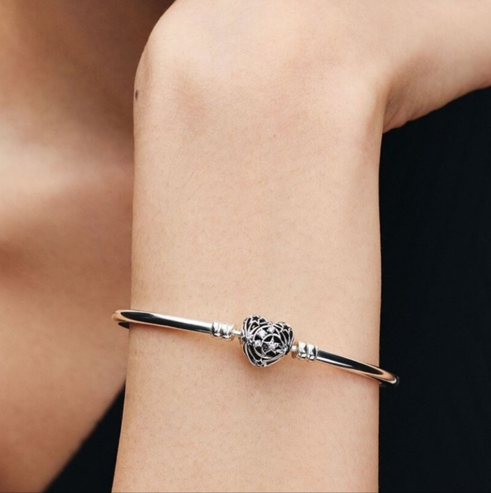 New Pandora Celestial Heart Clasp Bangle - Picture 10 of 11